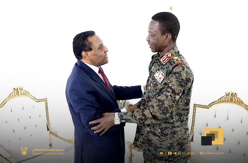 كباشي يلتقي رئيس الوزراء كامل إدريس ويؤكد دعمه للحكومة في تحقيق تطلعات الشعب السوداني