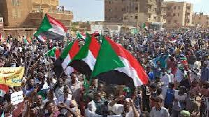 دعوات إلكترونية مشبوهة لـ«مليونية إسفيرية» في 30 يونيو يقودها أتباع مليشيا الدعم السريع وحمدوك