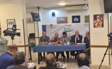 انطلاق اولي ندوات رسالة السلام بـ " معرض القاهرة الدولي للكتاب" | صور