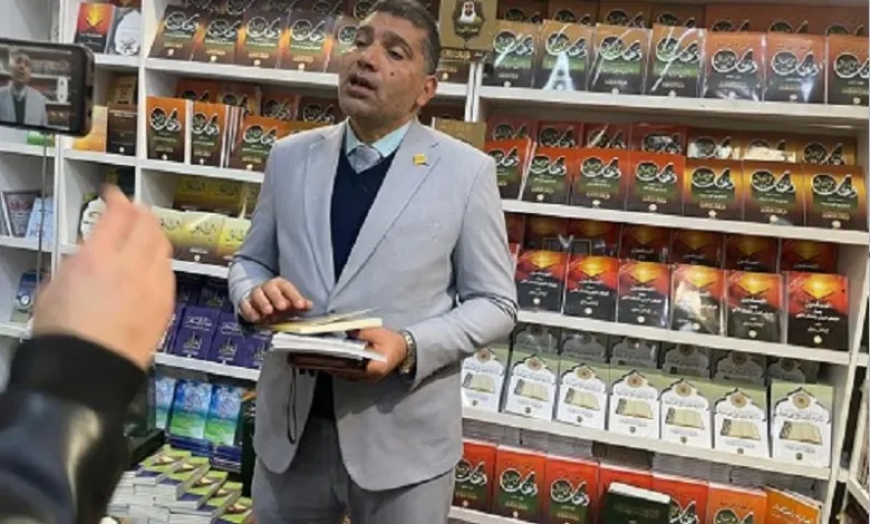 مدير الإذاعة المصرية في زيارة لـ جناح رسالة السلام : القرآن دستور الإنسانية