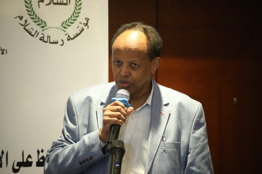 محمد شيخ حسن: عضَّوا علي أوطانكم بالنواجز.. ولا تصدقوا الأكاذيب ودعوات التخريب