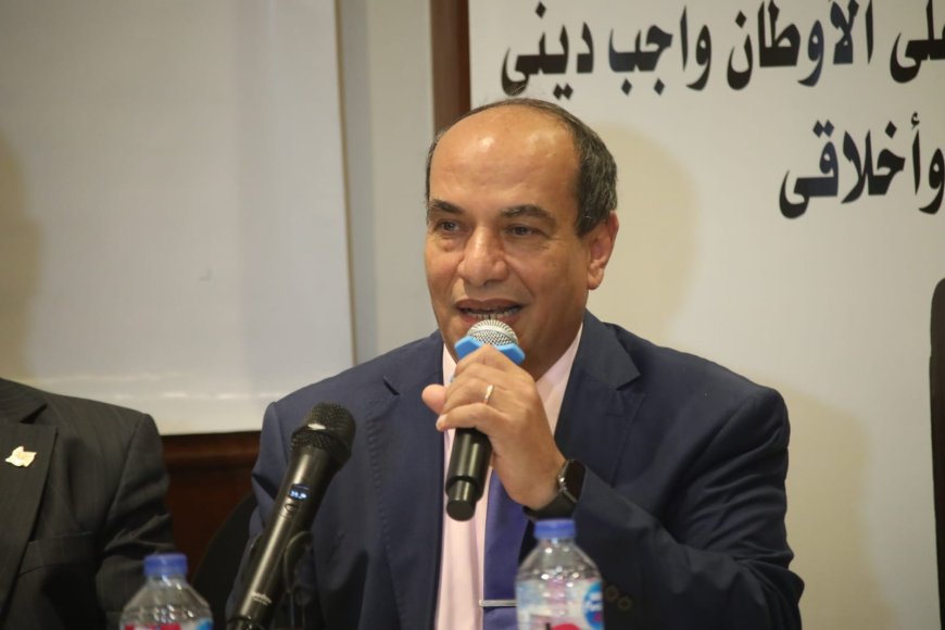 د. جرجس عوض من معرض الكتاب : الوطن ليس مجرد أرض .. جزء من كيانك وضميرك | صور