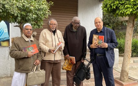 ممثلو الجالية السودانية وطلاب قرغيزستان وغانا والصومال الدارسين بالأزهر يشيدون بكتابَي «ومضات على الطريق» و«الطلاق يهدد أمن المجتمع» للمفكر علي  الشرفاء