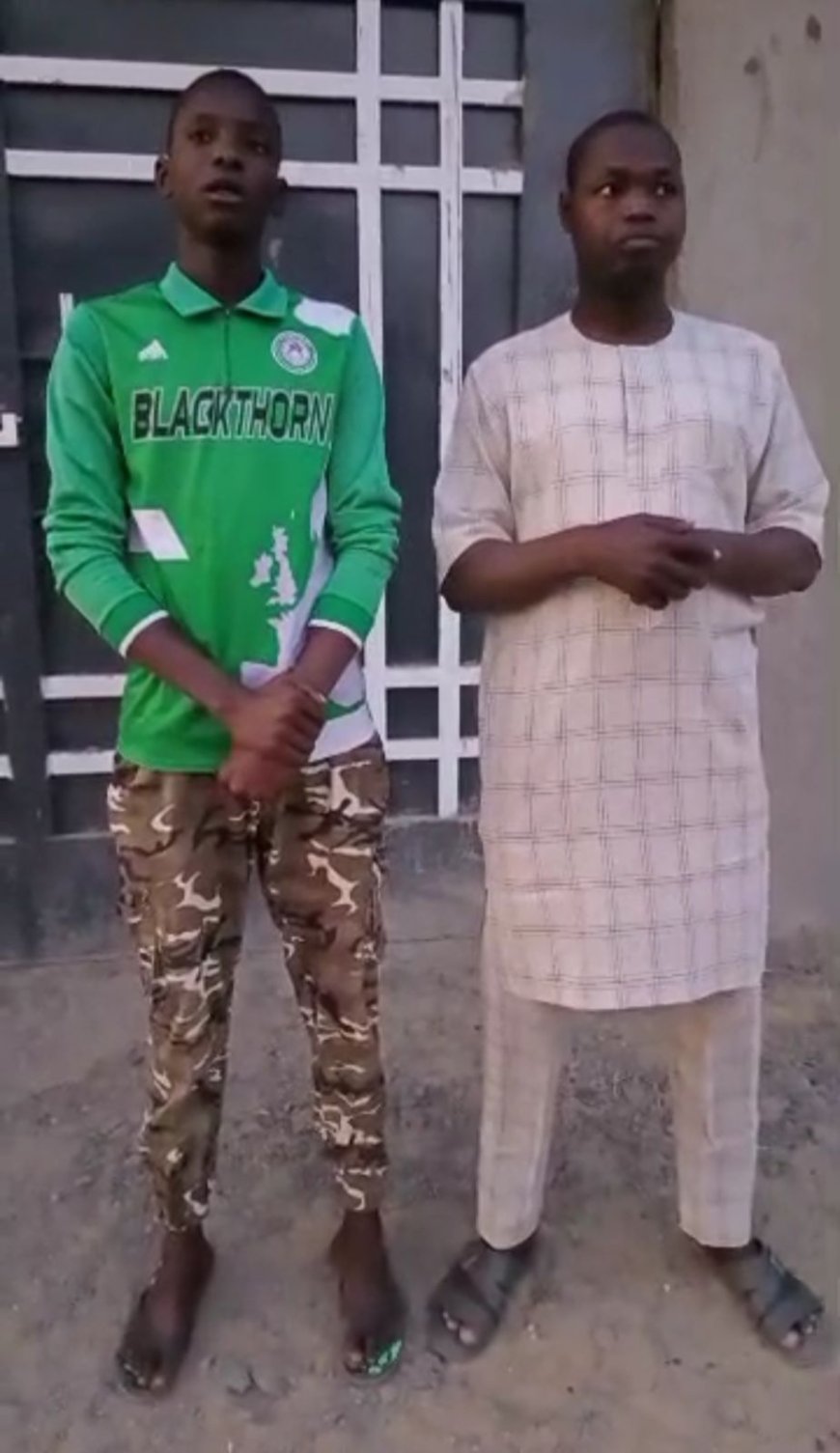 بالفيديو والصور رجل شرطة من النيجر :  دعوة المفكر على الشرفاء  للعودة إلى كتاب الله هامة من أجل السلام والرحمة والعدل