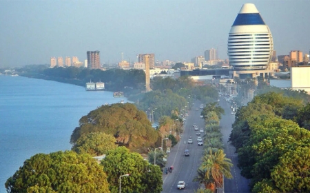 السودان في أسبوع.. البرهان يؤكد التزام الجيش بالتحول الديمقراطي والحكومة تعترض على استبعادها من مؤتمر برلين