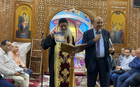 رئيس مجلس أمناء رسالة السلام يلقي كلمة المفكر علي الشرفاء الحمادي في كنيسة مارجرجس بالقاهرة ويتحدث عن كتاب الإسلام يشهد بصحة العقيدة المسيحية الشهير
