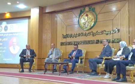 الدكتور معتز صلاح الدين : الثقافة الرقمية وسيلة لمواجهة الأفكار المعادية وتعزيز السلام