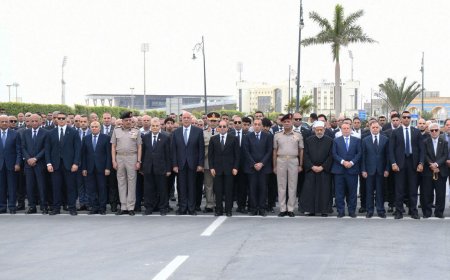 الرئيس السيسى يتقدم مشيعى جنازة اللواء كمال مدبولى والد رئيس الوزراء الدكتور مصطفى مدبولي في جنازة عسكرية مهيبة | صور