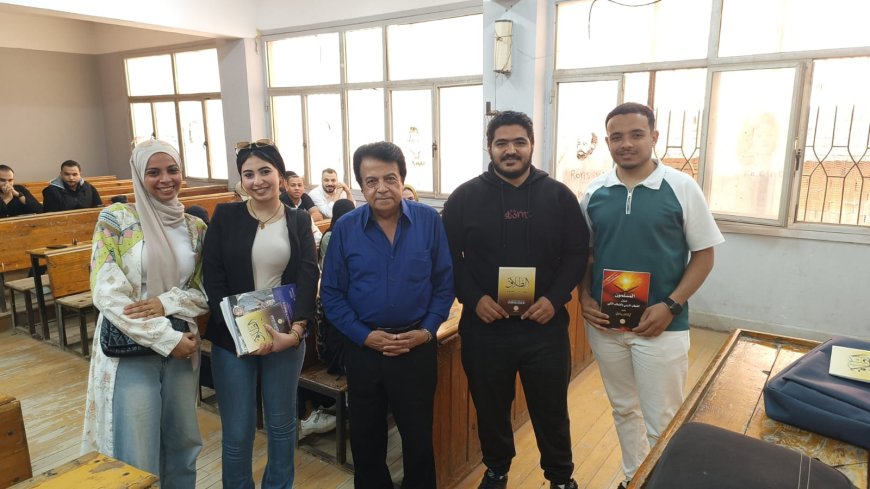 محاضرة بجامعة الزقازيق حول قضايا المرأة والأسرة في فكر علي الشرفاء.. وتوزيع كتاب "الطلاق يهدد أمن المجتمع"