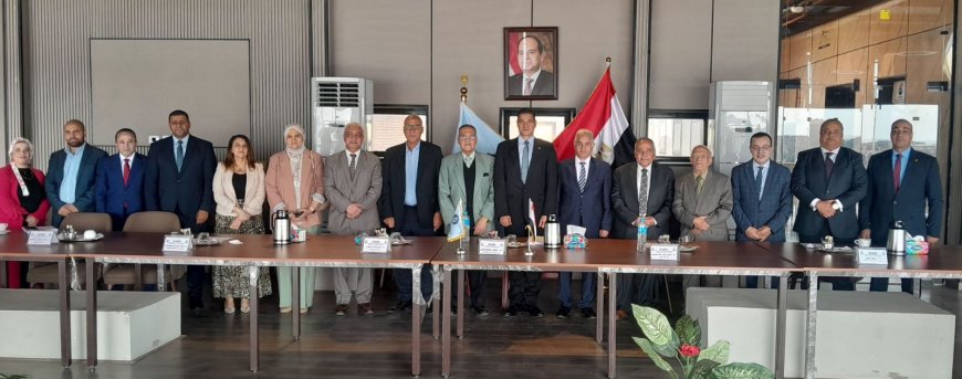 مجلس أكاديمية السادات يناقش تطوير البرامج واللوائح الأكاديمية