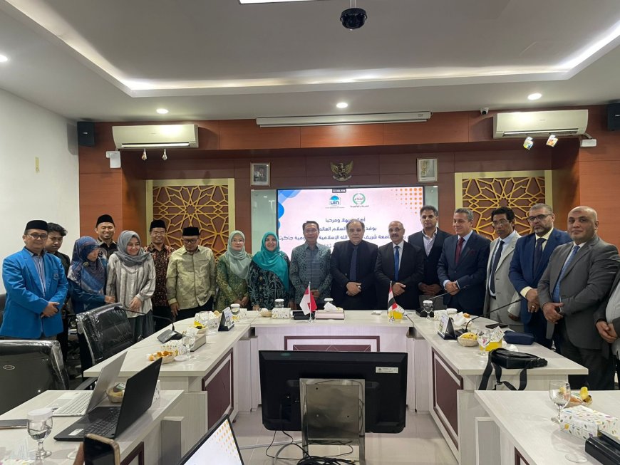 جامعة شريف هداية الله الحكومية في إندونيسا تستقبل وفد رسالة السلام | صور