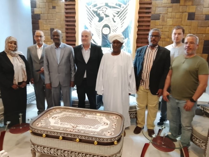 والي الجزيرة يلتقي وفد الشركة المنفذة لصيانة وتأهيل قسم العلاج الإشعاعي بمركز الجزيرة للأورام