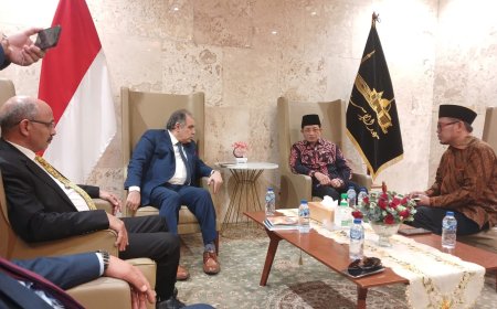 قرار تاريخي من حكومة إندونيسيا : أكبر مقر عالمي لرسالة السلام ينطلق من مسجد الاستقلال