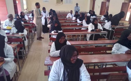 بدء امتحانات الدفعة 13 لمعهد محضري العمليات بوزارة صحة الخرطوم