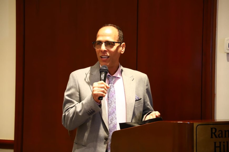 أسامة إبراهيم خلال ندوة رسالة السلام : مشروع علي الشرفاء الفكري يضع الأسرة والإنسان في صدارة الإصلاح المجتمعي