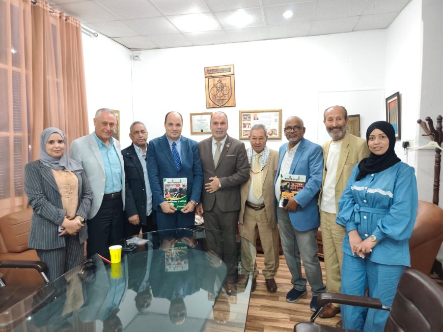 وزير الشؤون الدينية في تونس يلتقي وفد مؤسسة رسالة السلام ومركز العرب والمكتبة الرقمية ويشيد بمنهج الشرفاء الحمادي التنويري