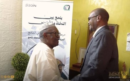 رئيس الوزراء يسجل زيارة اجتماعية للإعلامي بروفيسور علي شمو