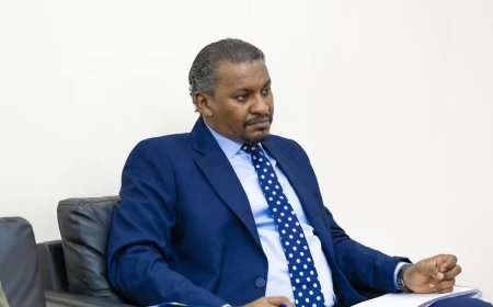 وزير الدولة بوزارة المالية يلتقي مدير صندوق البنك الإسلامي للتنمية للتمويل الميسّر