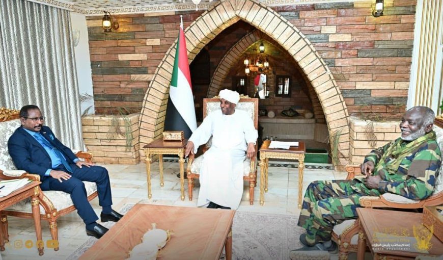 اجتماع موسع لرئيس الوزراء يناقش قضايا تنظيم قطاع التعدين ومكافحة التهريب والمخدرات