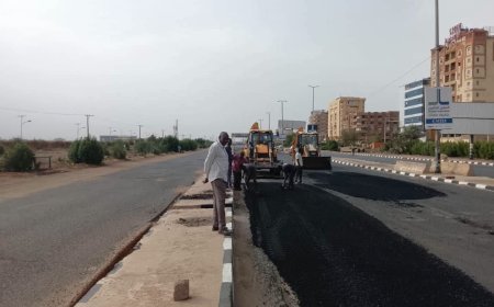 هيئة الطرق والجسور بالخرطوم تُكثّف أعمال الصيانة لمعالجة الحفر وتحسين انسياب الحركة المرورية