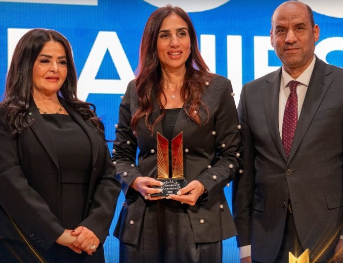 قمة مصر للأفضل تكرّم «EGBANK» ضمن قائمة «TOP 100» للشركات والمؤسسات المدرجة بالبورصة