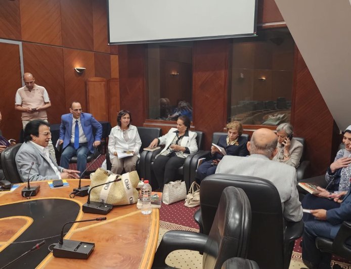 توزيع مؤلفات المفكر على الشرفاء على عدد من كبار المسؤولين والشخصيات العامة فى معرض الإسكندرية الدولي للكتاب