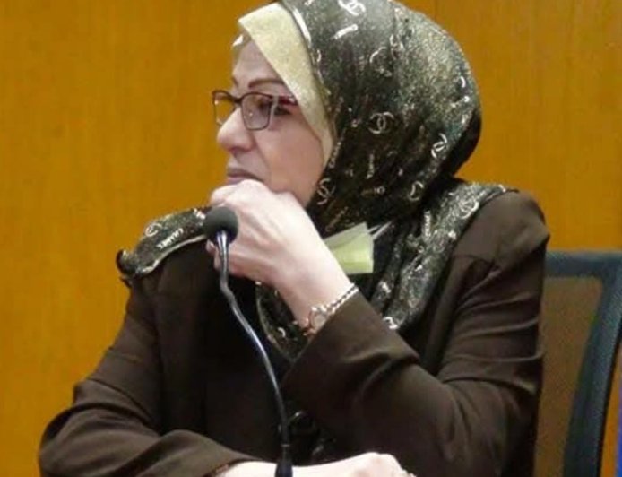 هبه السهيت تكتب مقاربة لقصة "هدية السماء " من المجموعة القصصية " دموع الورد" للكاتب حسام أبو العلا