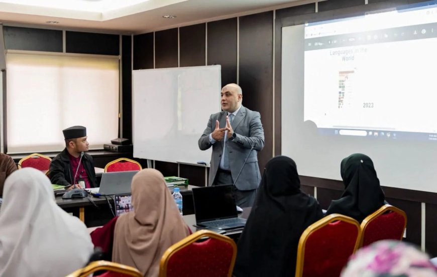 محاضرتان للدكتور تامر الغزاوي بجامعة السلطان الشريف علي الإسلامية ببروناى والجامعة تقرر تعميم كتاب “فلسفة الإصلاح الحضاري في القرآن الكريم” للمفكر على الشرفاء على الطلاب