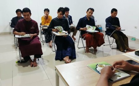 معهد  دار الفتح لامبونح يضيف كتاب «شرعة الله ومناهجه» للمفكر على الشرفاء إلى المنهج الدراسي