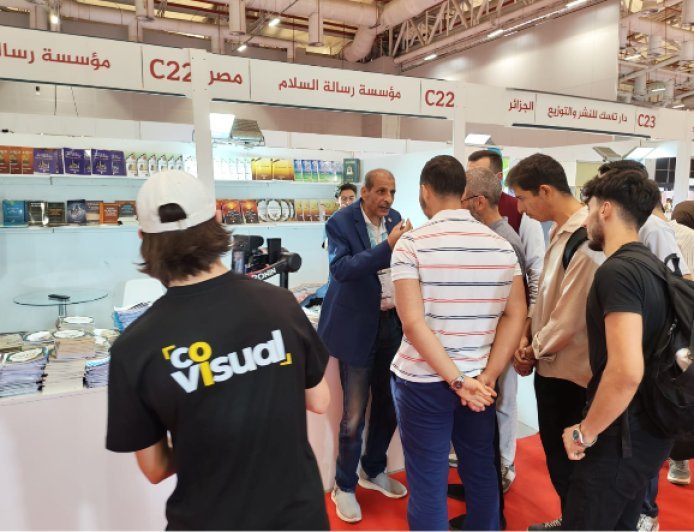 104 فيديو باللغة التركية تهز أروقة معرض إسطنبول.. شاشة “رسالة السلام” تخطف أنظار الزوار