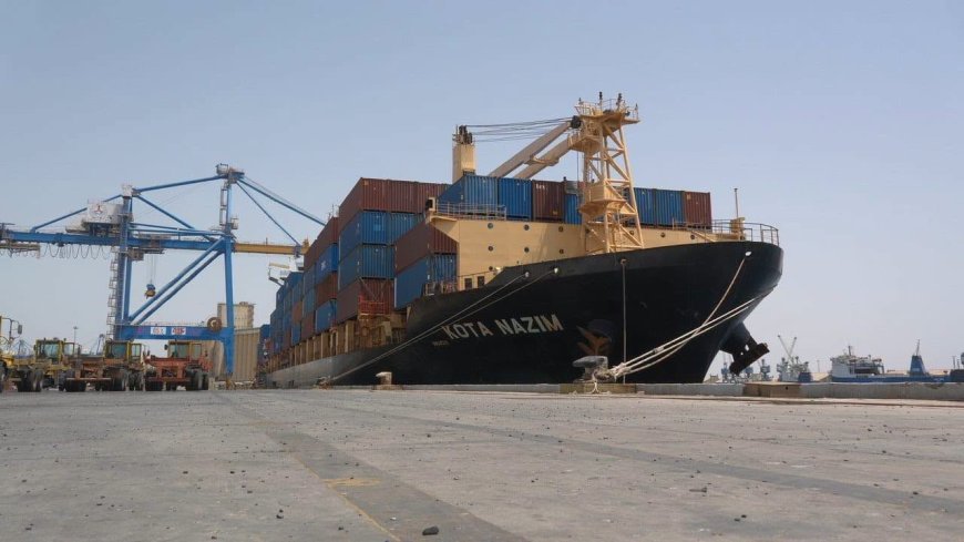 الميناء الجنوبي ببورتسودان يناول أكثر من 21 ألف حاوية مكافئة خلال يوليو