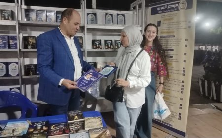 أفكار الشرفاء الحمادي تجذب الأنظار في الساعات الأولى من افتتاح معرض نادي الترسانة للكتاب