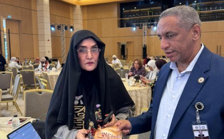 وفد مؤسسة رسالة السلام العالمية يلتقي صبيحة حسن خطاب على هامش المؤتمر الدولي العاشر لفرسان وفارسات رسالة السلام