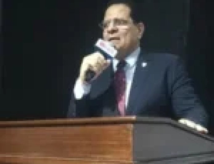 د.أحمد الشريف فى ندوة مدرستك حياتك بالإسكندرية : التعايش يبدأ بالتكافل وتنمية الأسرة والاستفادة من الزكاة لحماية المجتمع