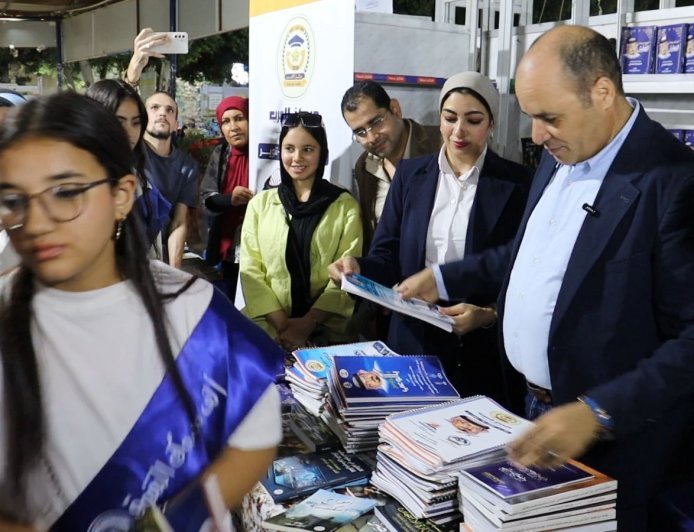 في أجواء ثقافية ومجتمعية.. المكتبة الرقمية للشرفاء الحمادي ودار مركز العرب تحتفيان بطلاب الترسانة المتفوقين