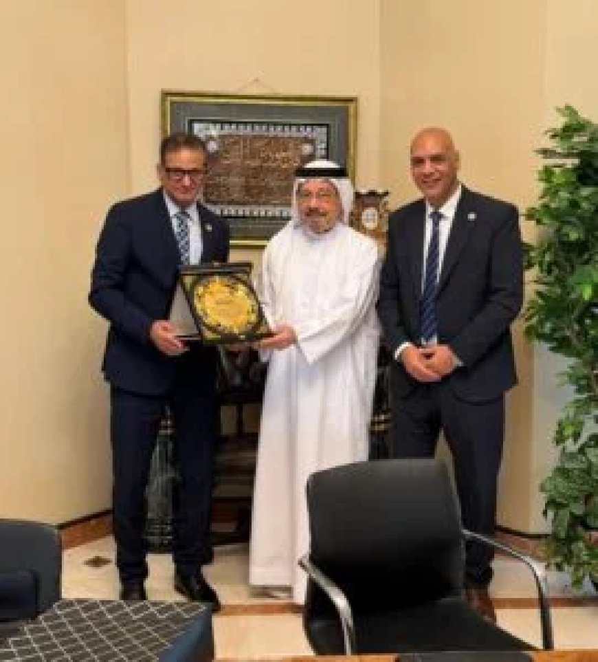 الاتحاد العالمي للمواطن المصري بالخارج يكرم المفكر العربي علي محمد الشرفاء بدرع الوفاء والتقدير