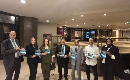 إهداء مؤلفات المفكر العربي على الشرفاء إلى رائدات وشخصيات برلمانية  ودبلوماسية وإعلامية وأكاديمية وقانونية من 12 دولة عربية والنمسا وفرنسا