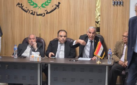 أبطال حرب أكتوبر يشيدون بفكر علي محمد الشرفاء الحمادي ويثمنون جهود مؤسسة رسالة السلام في بناء الوعي ونشر ثقافة السلام