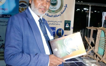 المستشار ماجد وهبة يزور جناح مؤسسة رسالة السلام بمعرض كتاب مركز شباب الجزيرة ويطّلع على إصداراتها الفكرية