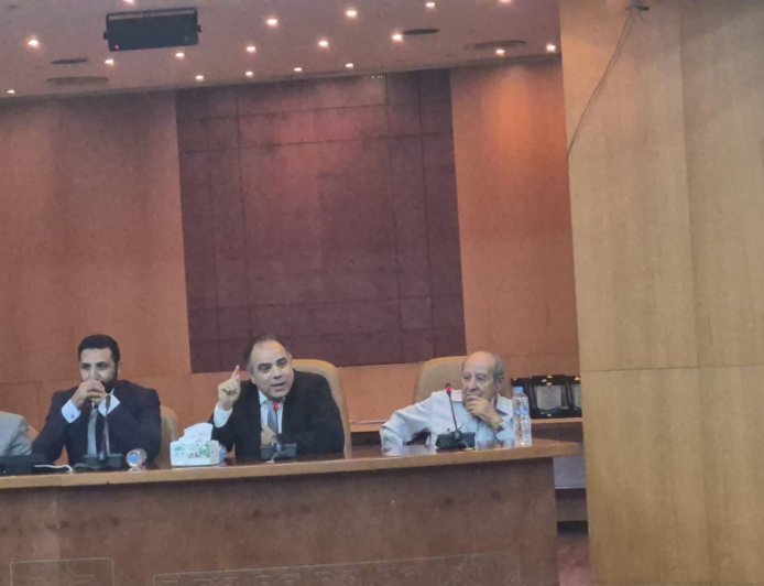 مدير عام مؤسسة رسالة السلام العالمية تقدم برنامجا تعليميا مقروءا ومسموعا ومرئيا* *لبناء وعي التلاميذ منذ الطفولة*