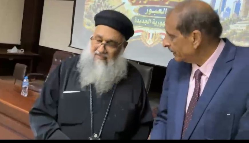 القس بضابا نجيب كاهن كنيسة القديسين مكسيموس ودماديوس بالإسكندرية يشيد برؤى المفكر العربي الأستاذ على محمد الشرفاء الحمادي فى كتاب القرآن يشهد بصحة العقيدة المسيحية